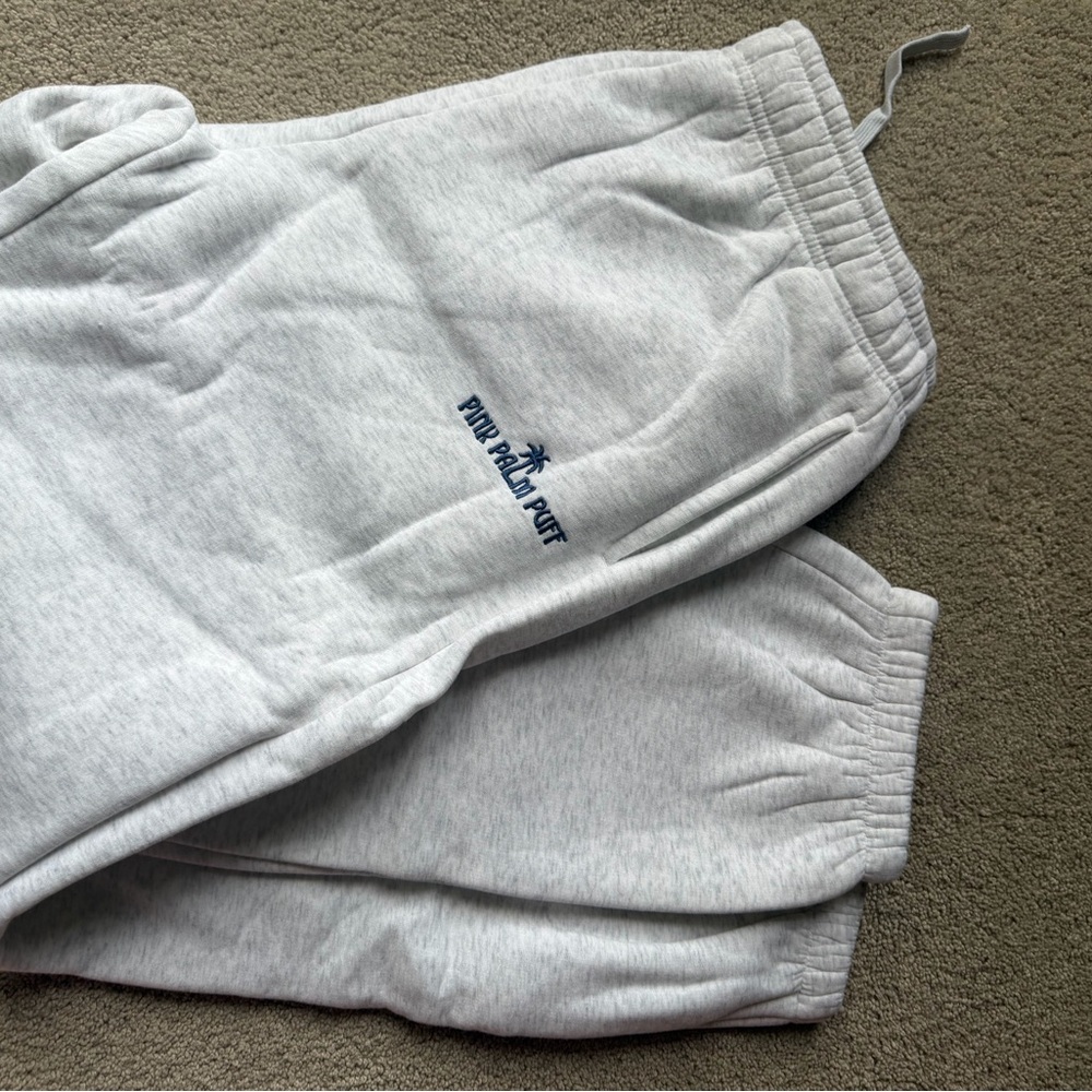 Pink palm puff Classic Sweatpants in Cloud large - Picture 2 of 4
